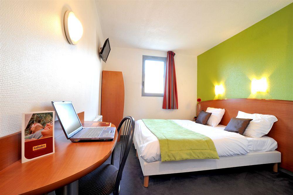 The Originals City, Hotel Novella Confort, Nantes Est Carquefou Kültér fotó